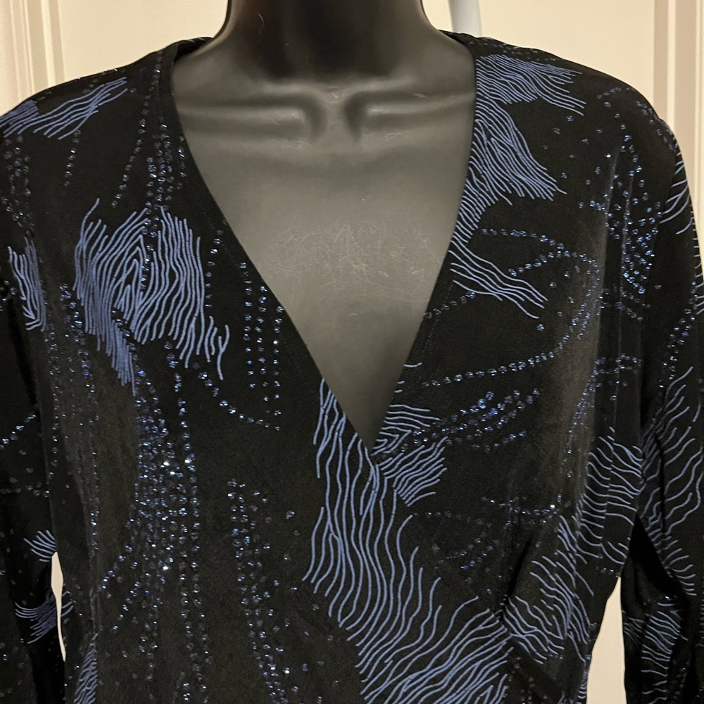 Island Girl Fashions Ladies Large Sparkly Black Blue & Silver Crossover Top EUC